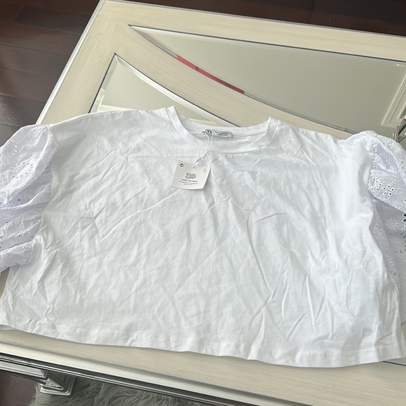 Zara Ruffled Crop Top - Picture 7 of 7